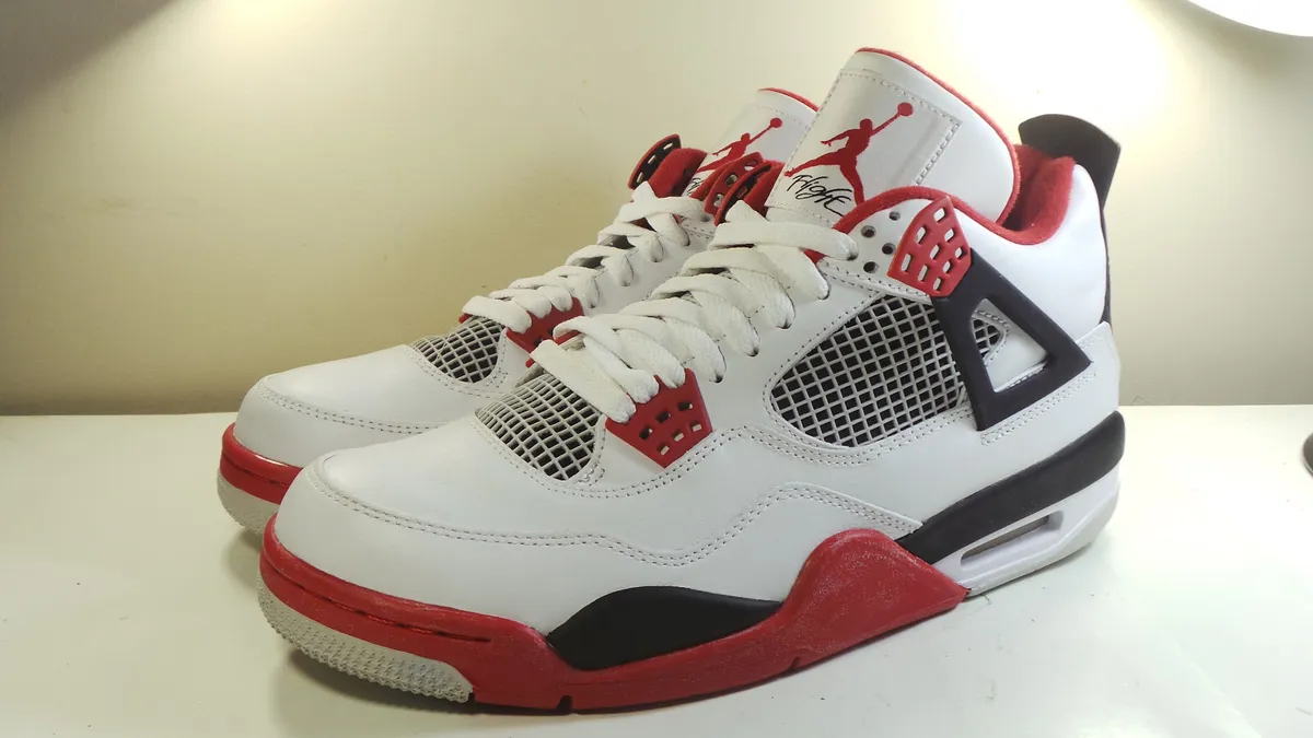 jordan 4s fire red