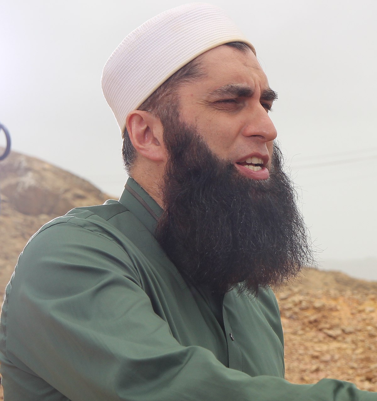 junaid jamshed near me