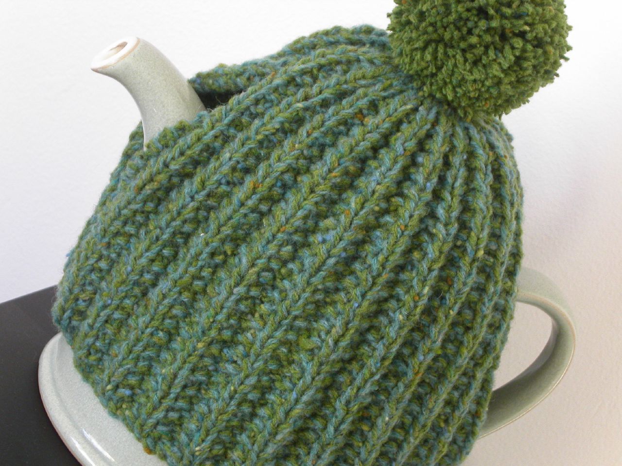 knitting pattern for teapot cosy