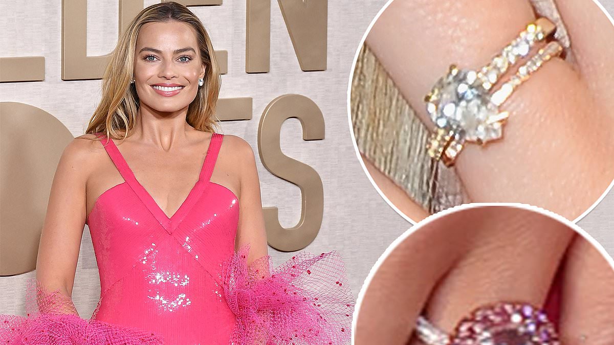 margot robbie engagement ring