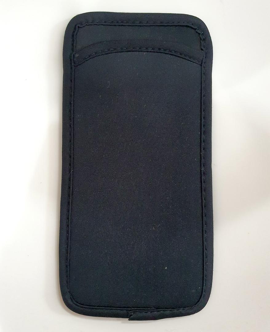 neoprene phone pouch