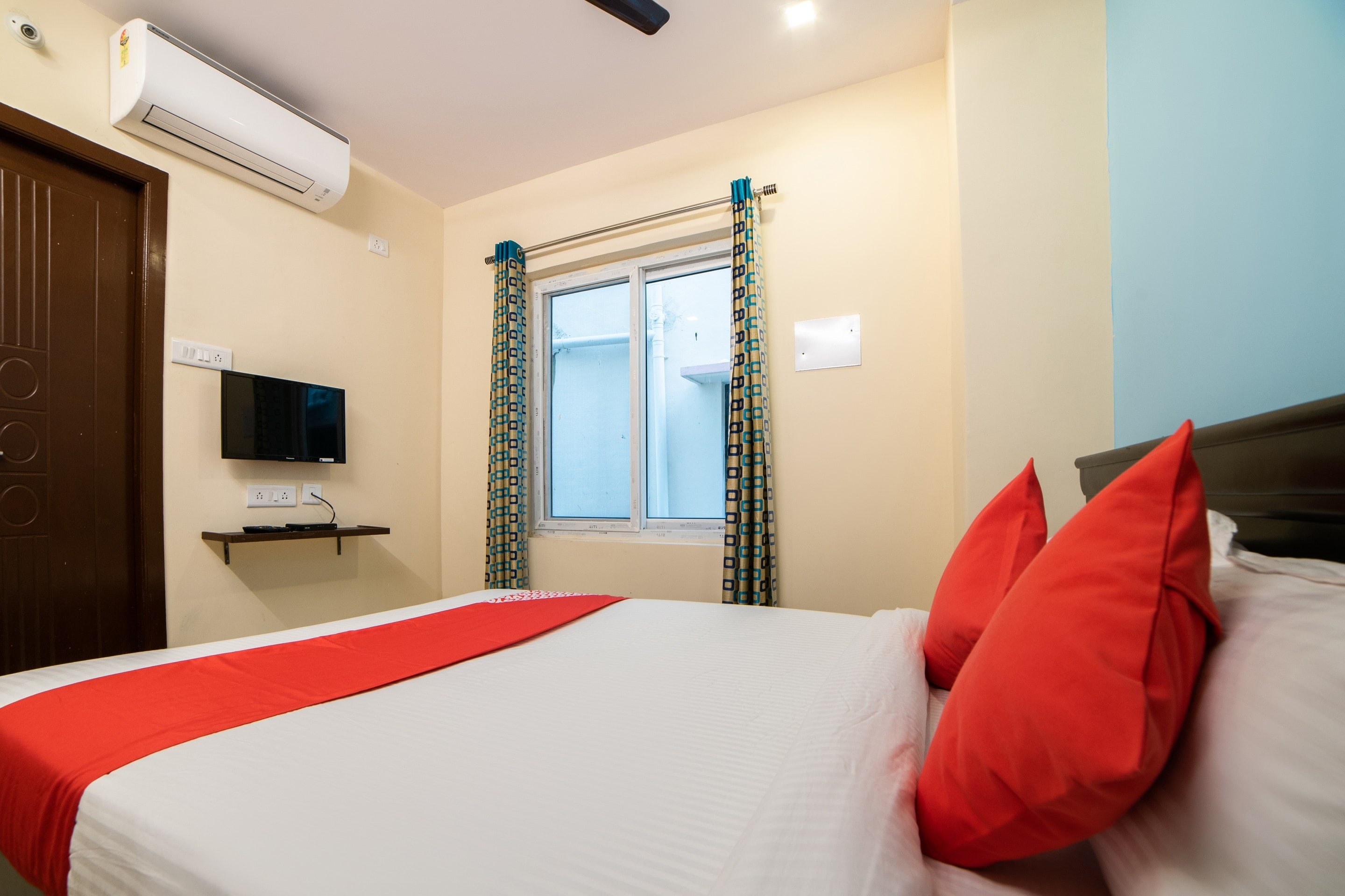 oyo rooms price