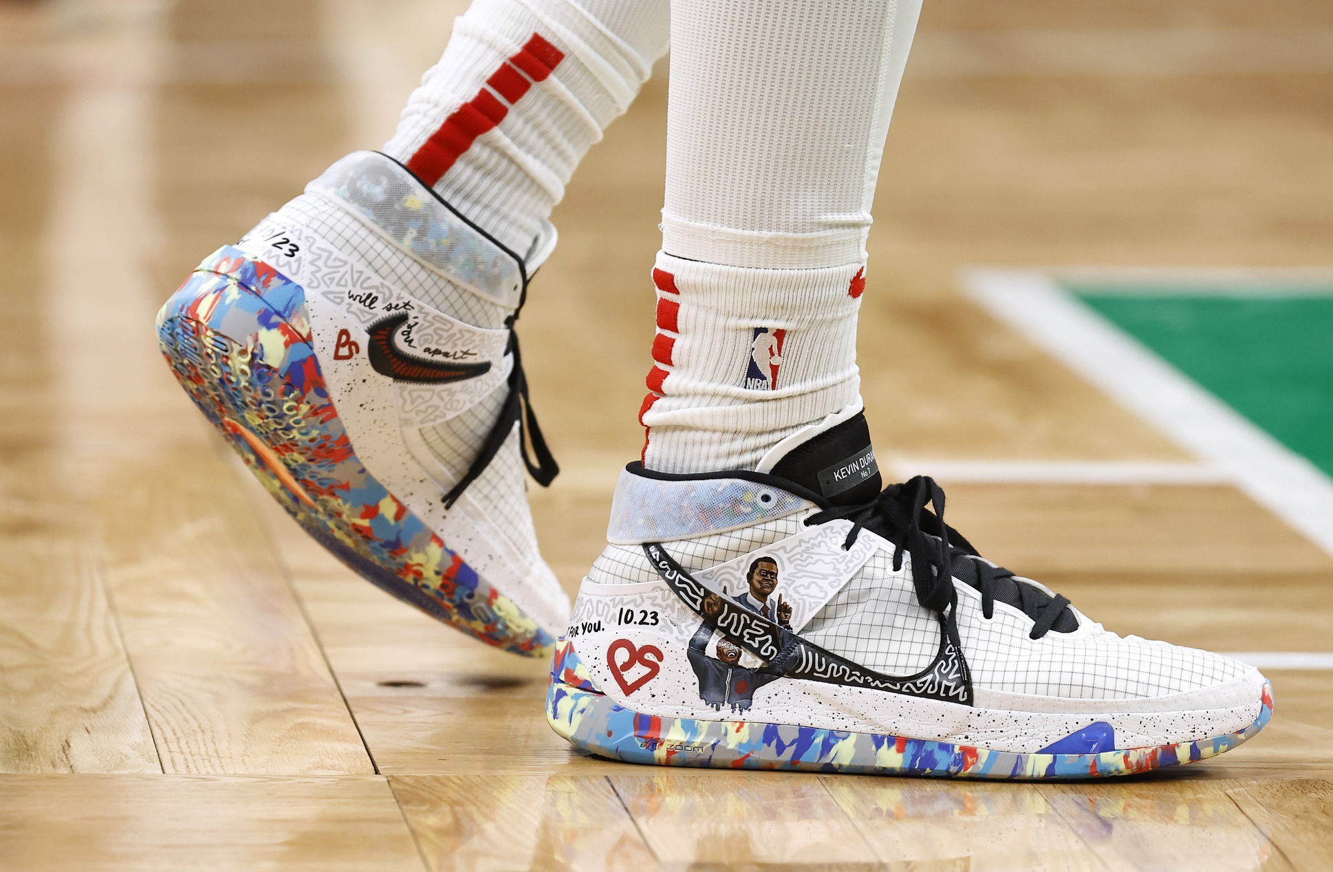 pascal siakam shoes