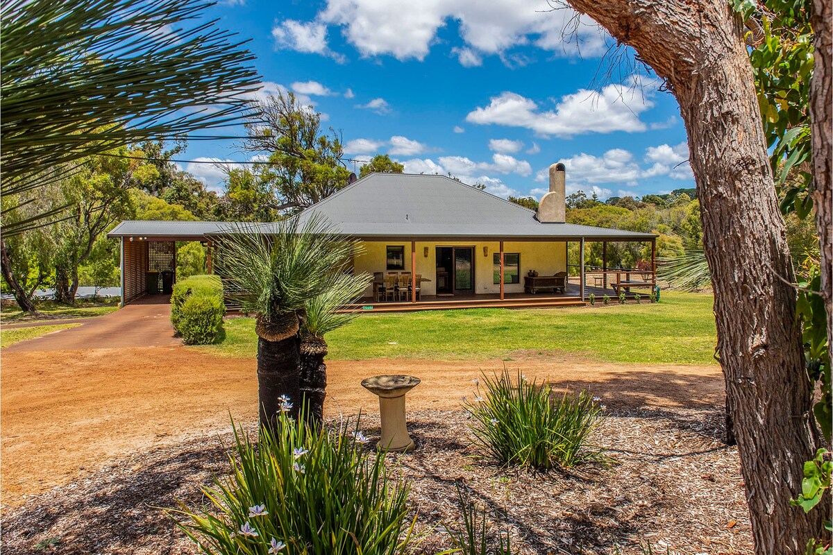 pet friendly airbnb margaret river