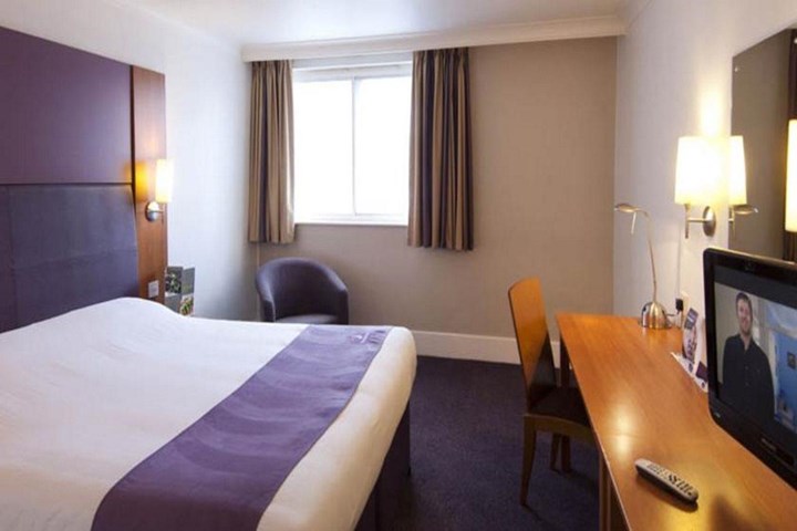 premier inn minster