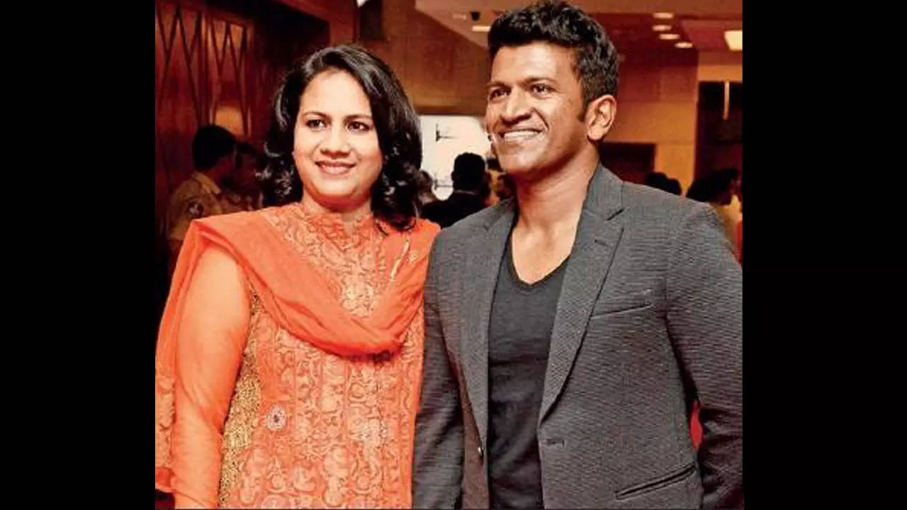 puneeth rajkumar wife age difference