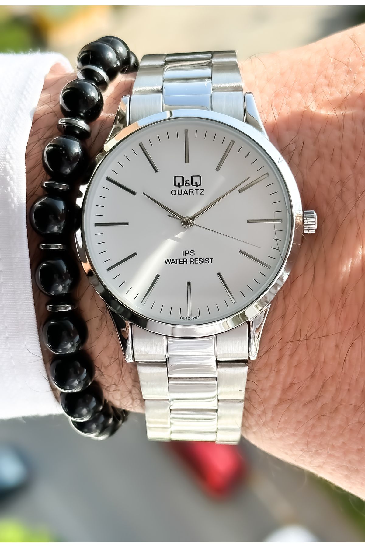 q&q quartz watch price