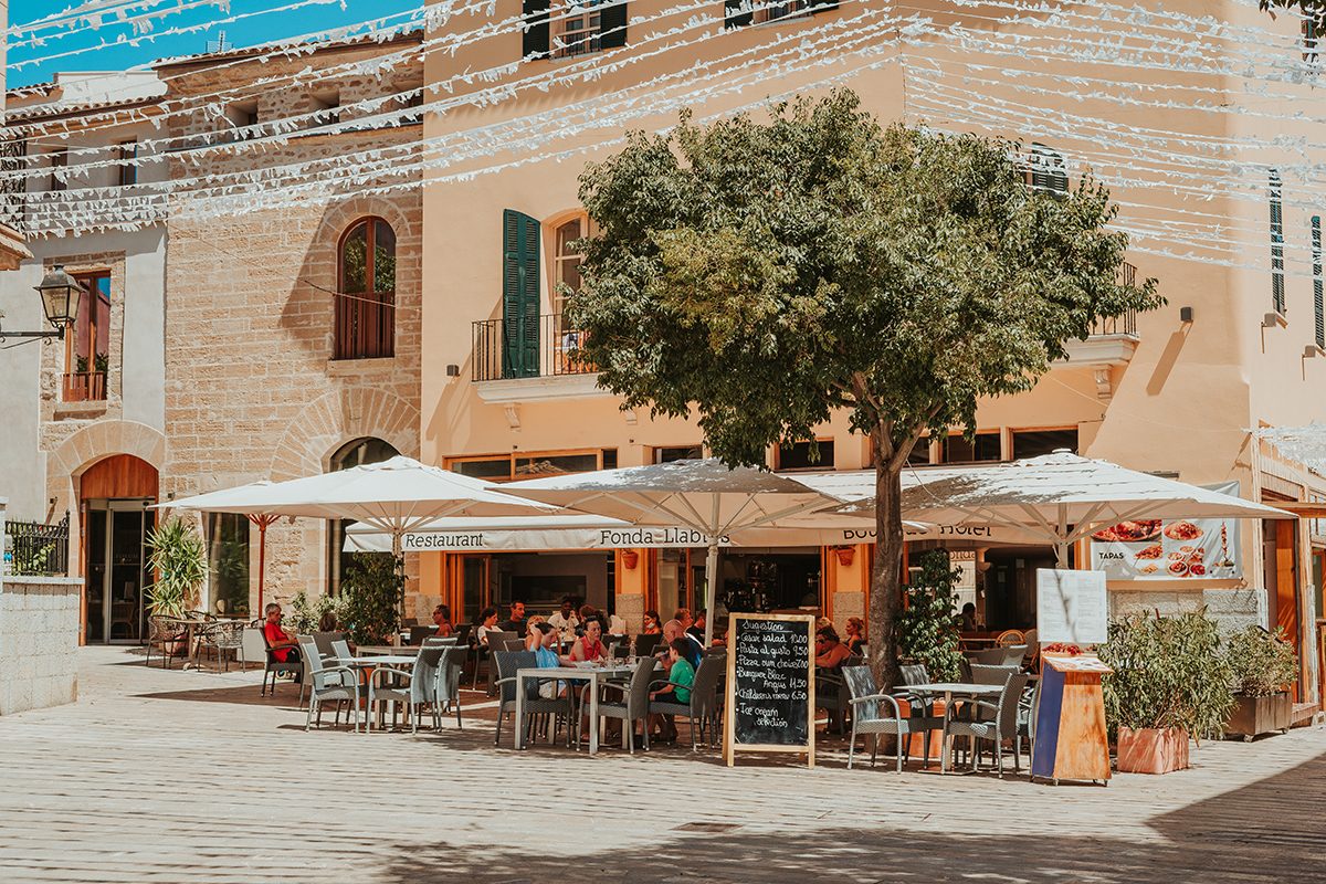 restaurants in alcudia old town