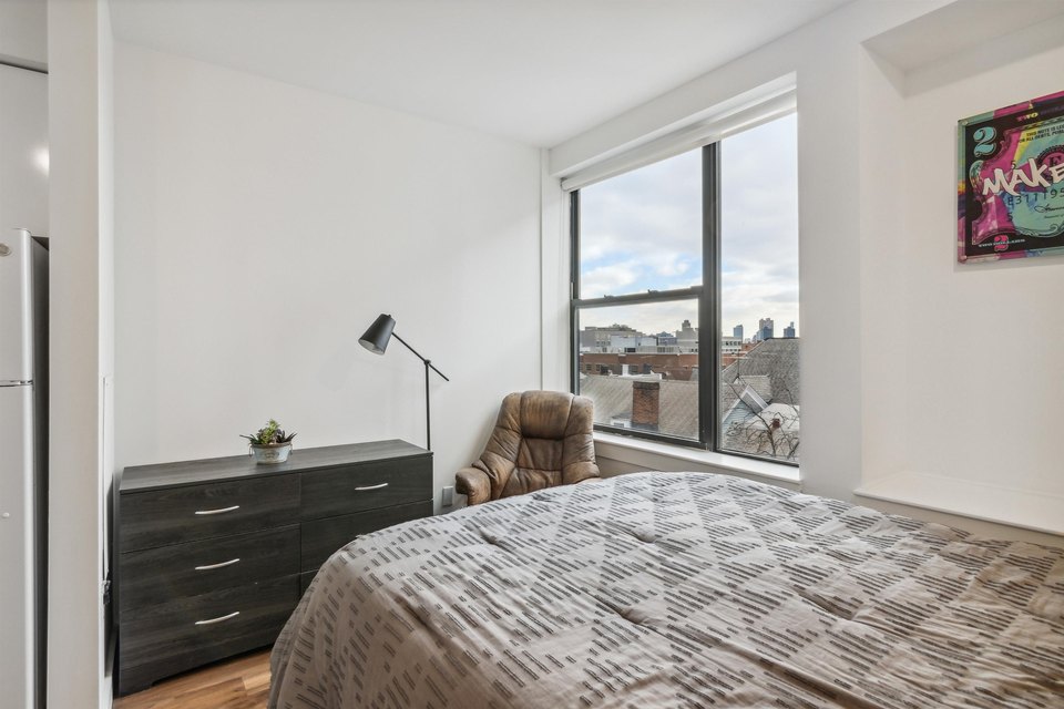 rooms for rent on academy street in jersey city