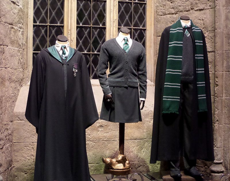 slytherin house uniform