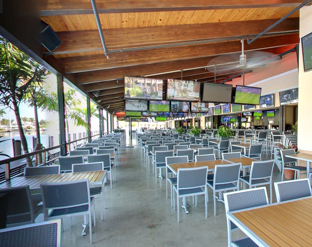 sports bars pompano beach florida