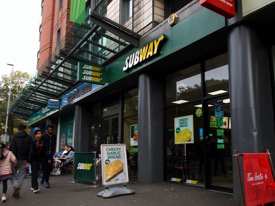 subway manchester halal