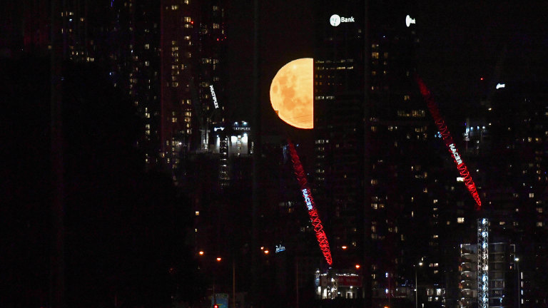 super moon tonight melbourne