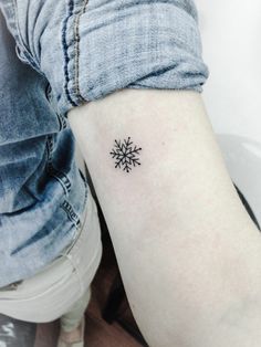 tatuaje copo de nieve