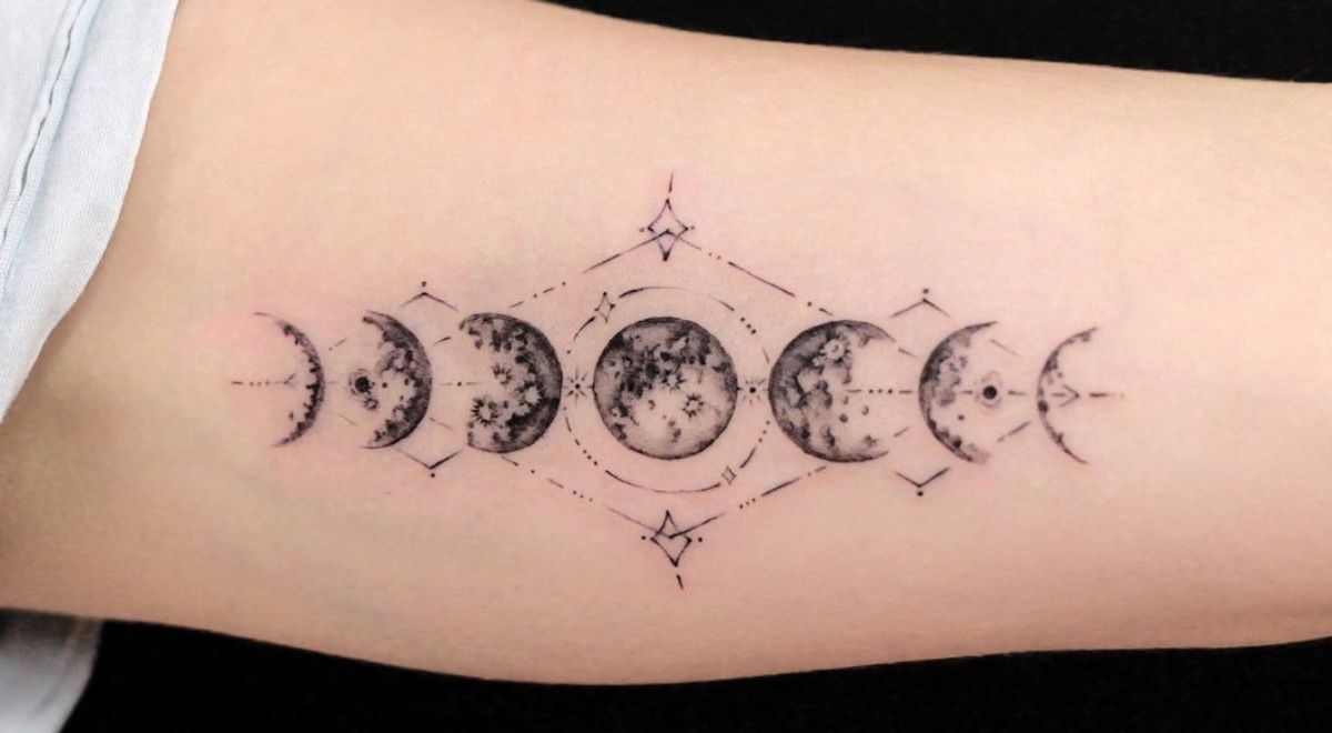 tatuaje de fases de la luna