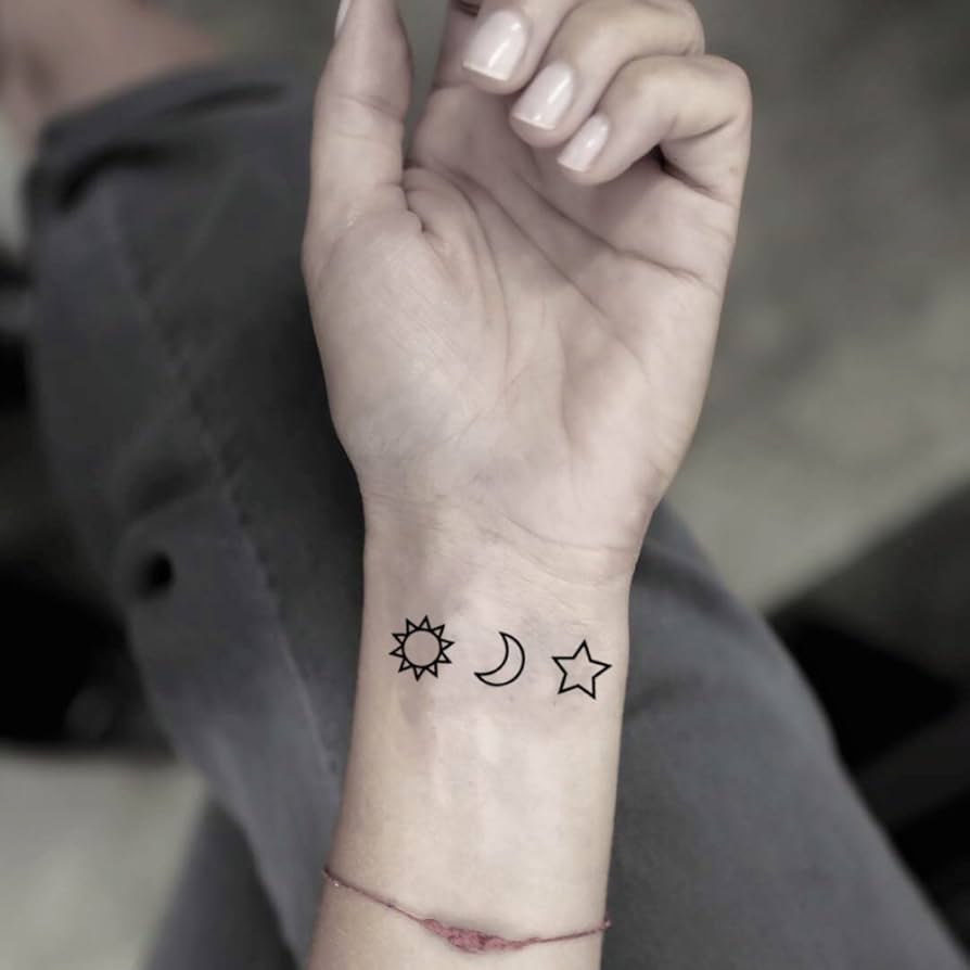 tatuajes luna sol y estrellas