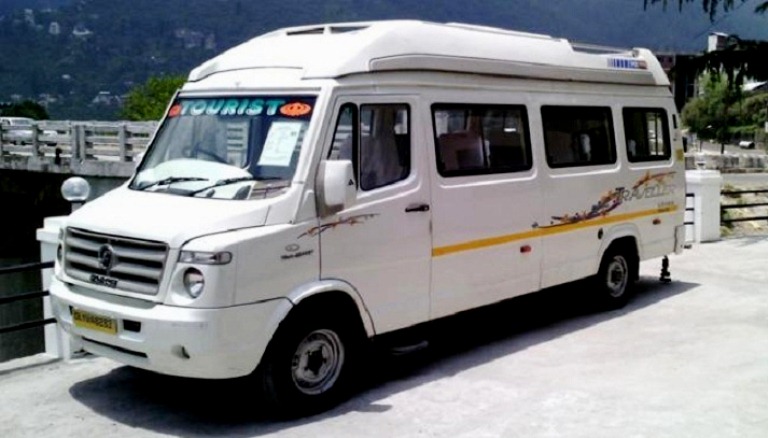 tempo traveller in kanpur