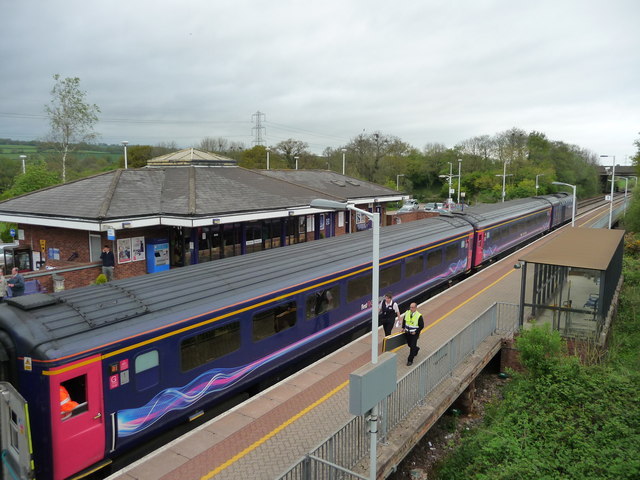 tiverton parkway train station