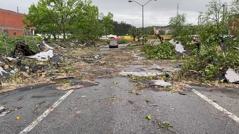 tornado in douglasville ga today