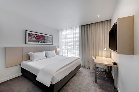 travelodge melbourne docklands reviews