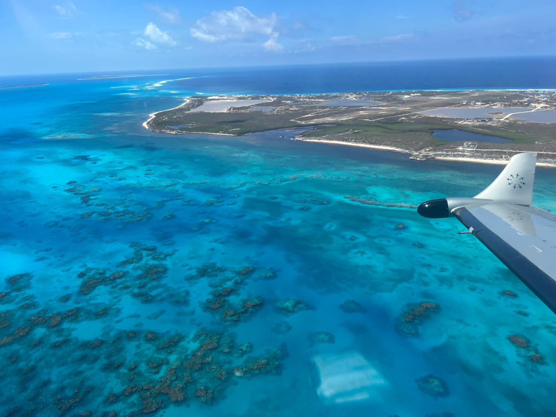 turks and caicos islands flights