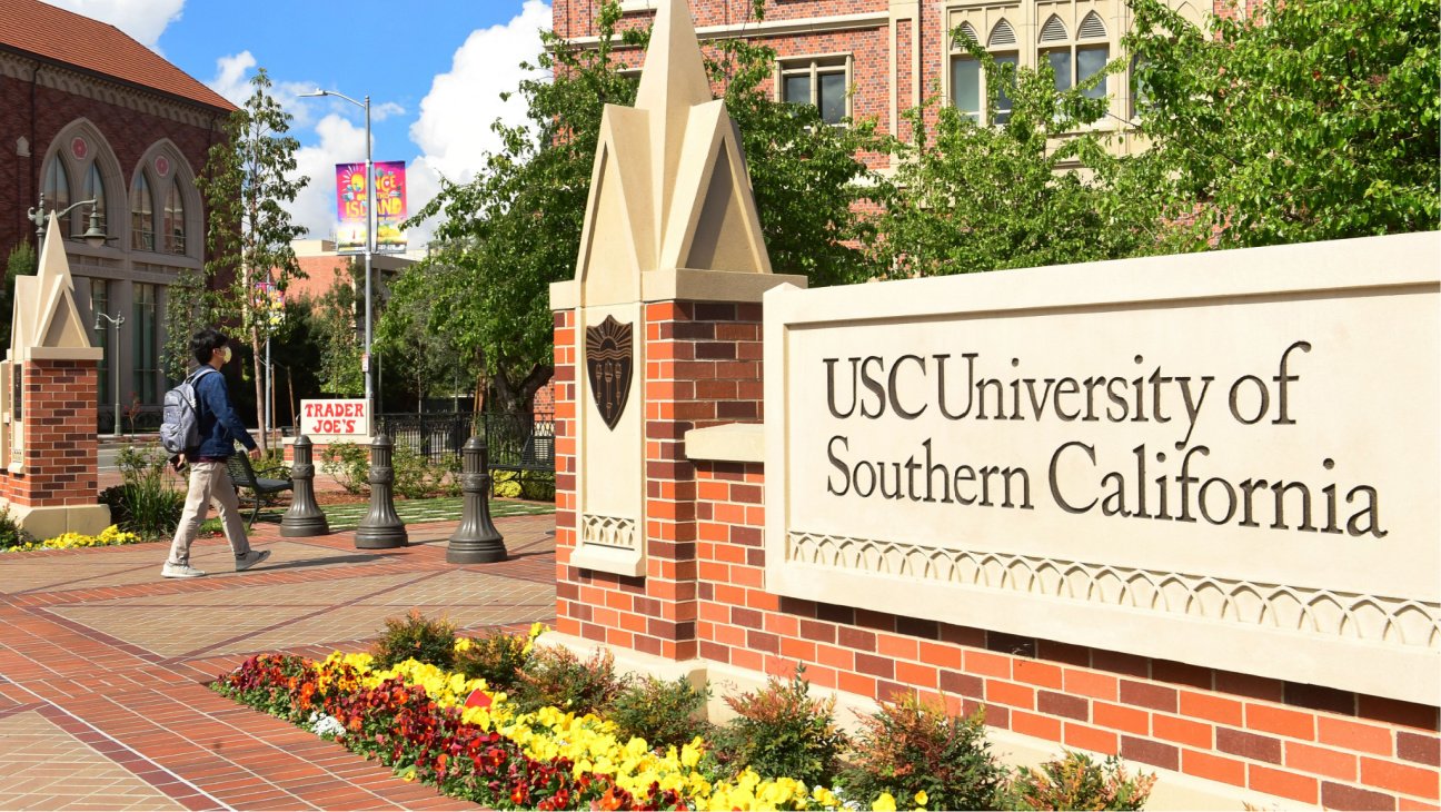 usc cinematic arts acceptance rate