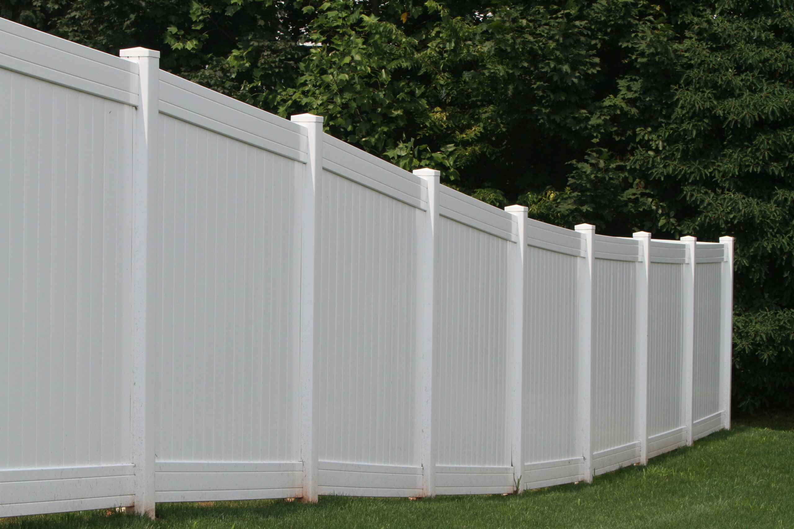 vinyl fence paneling