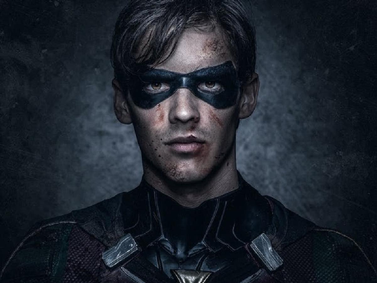 which robin is in titans