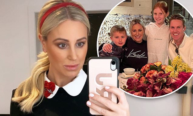 why is roxy jacenko moving to singapore