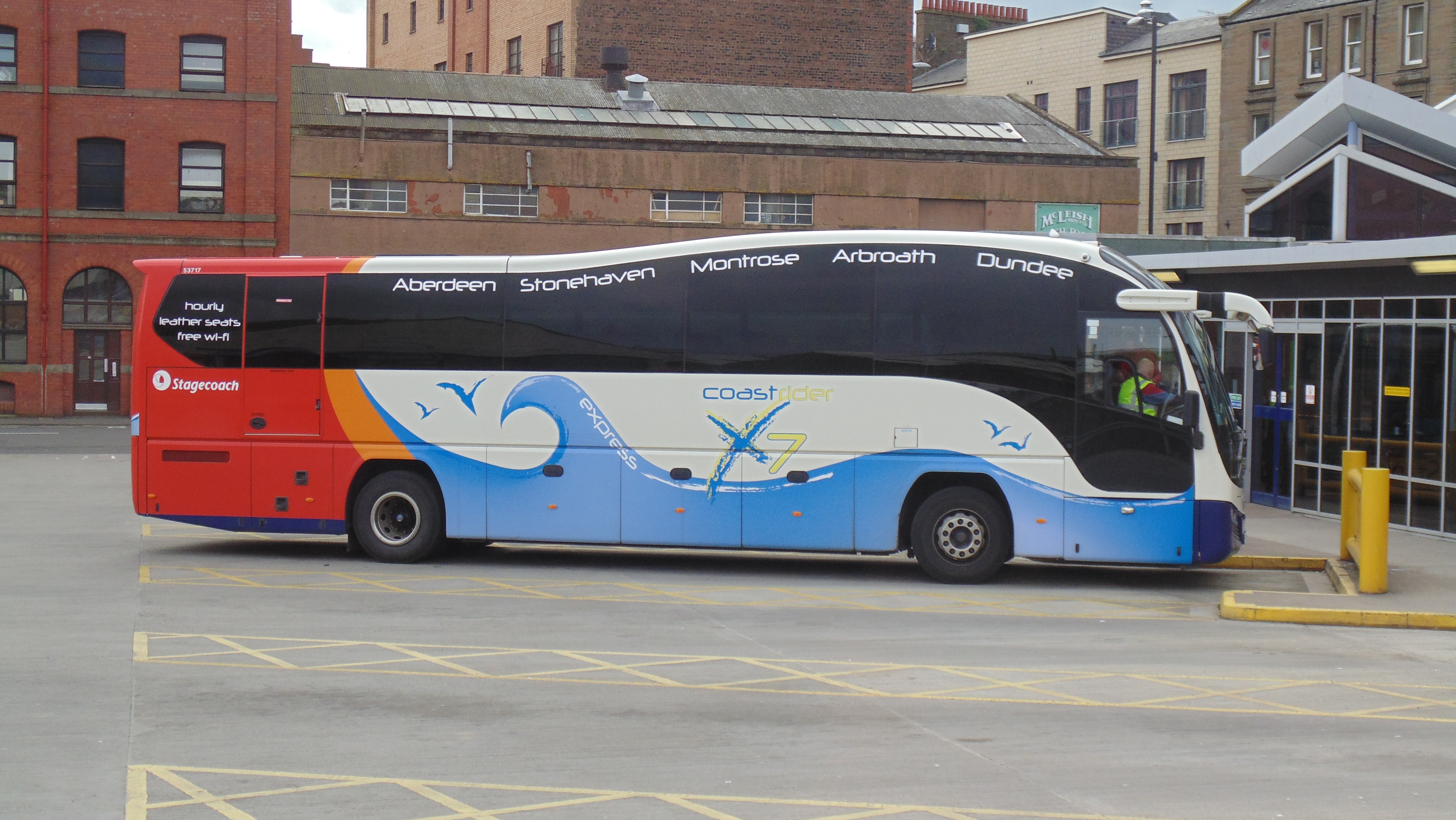 x7 bus timetable